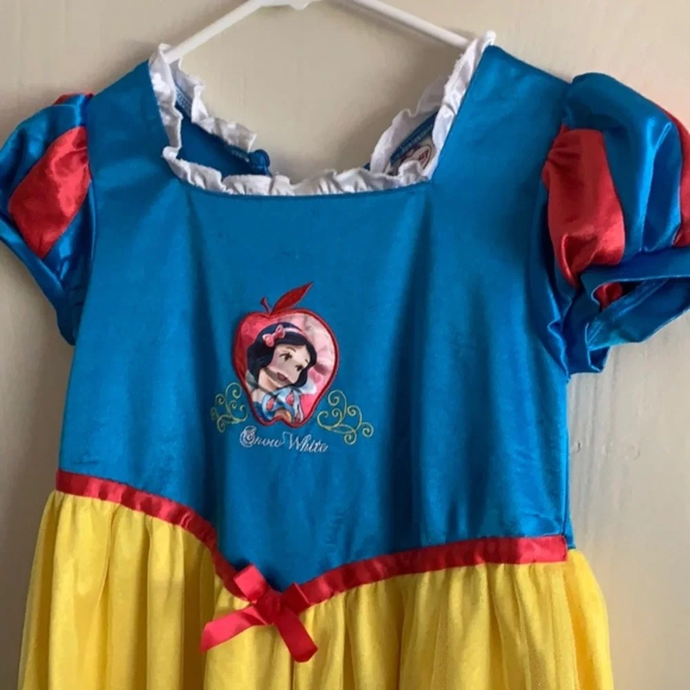 Disney Dress size 7/8 Pre owned Fair Condition